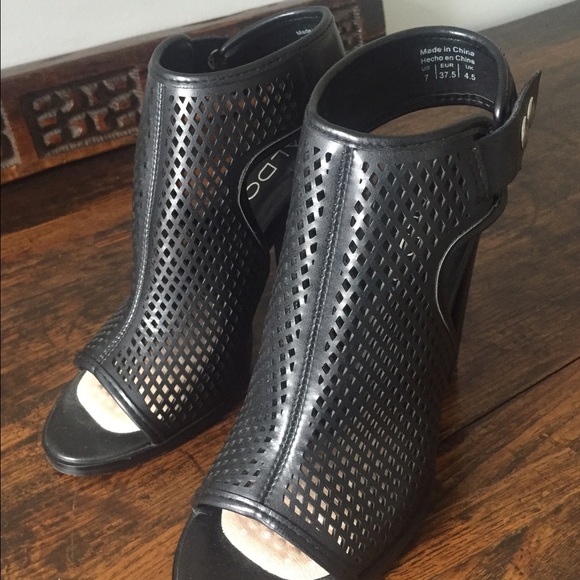 Black Aldo heels