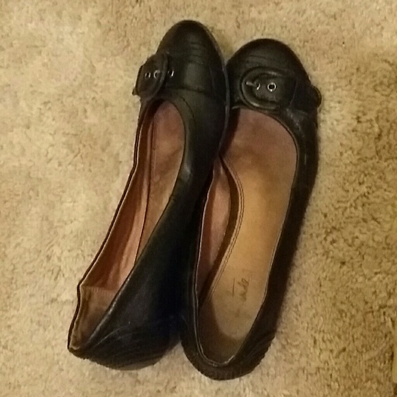 Ladies shoes