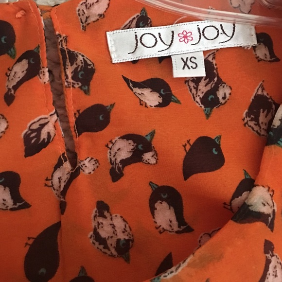 Joy Top - Picture 2 of 3