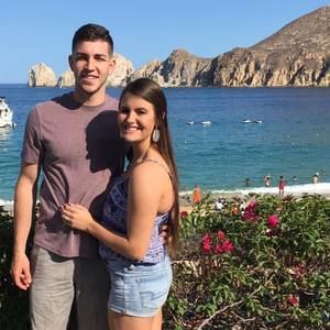 Meet your Posher, Macey