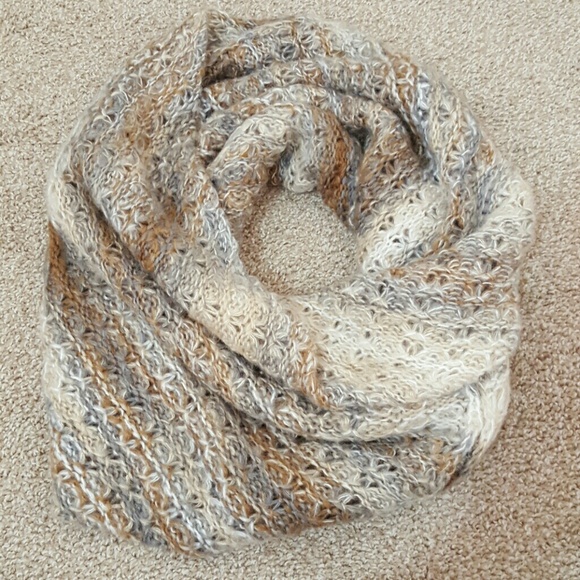 Infinity scarf