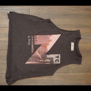 A&F muscle cute top