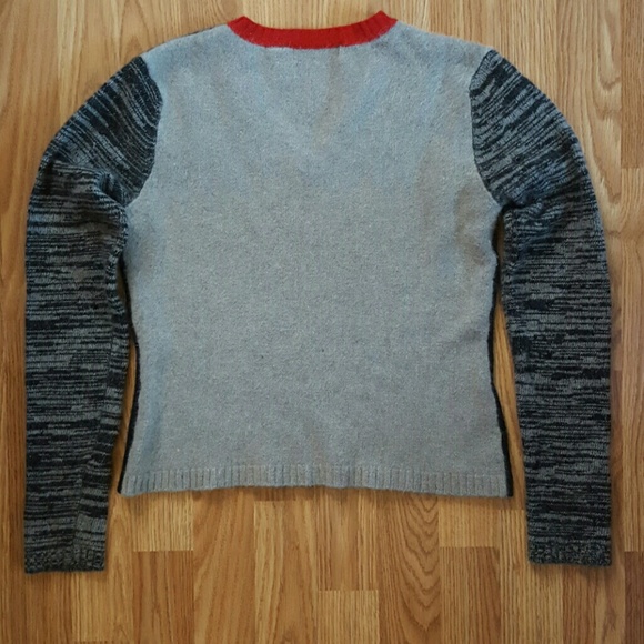 💋Sweater - Picture 2 of 3