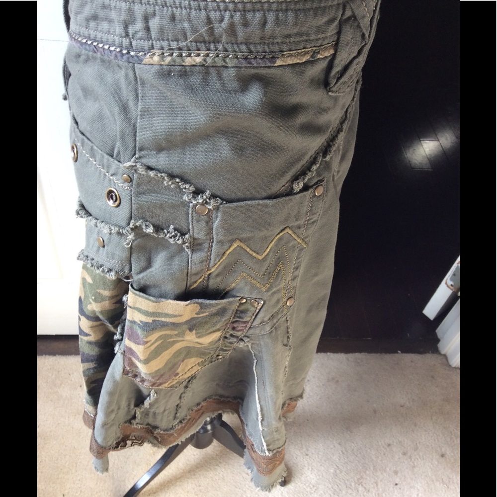 Different Patterns Of Materials In Army Green - image 3