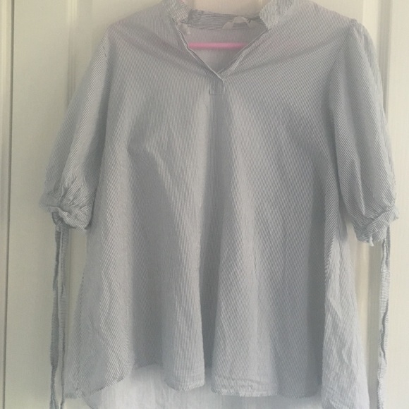 Brandy Melville Tops - 💗 vintage blouse🌸