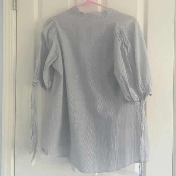 💗 vintage blouse🌸 - Picture 2 of 3