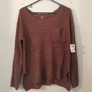 Brown pocketed sweater