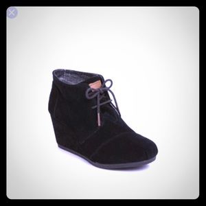 Toms Booties