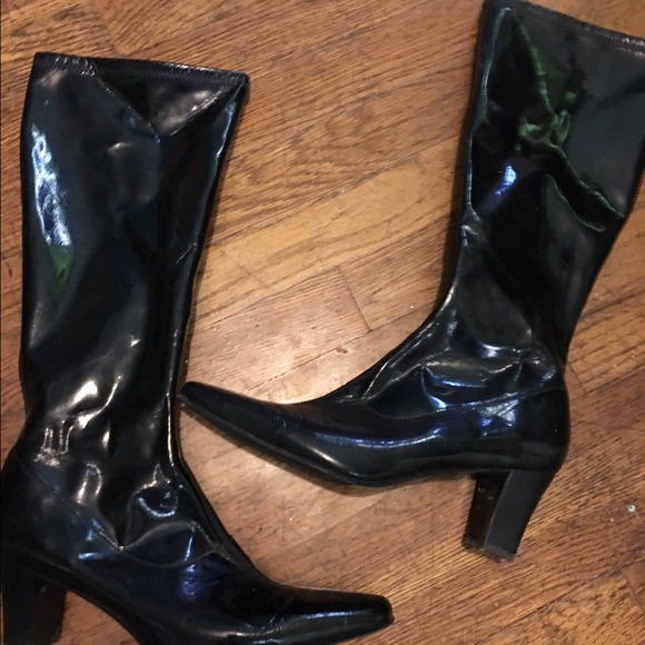 Black shiny boots with heels