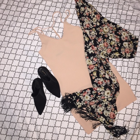 PacSun Tops - NWT Floral kimono