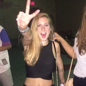 Meet your Posher, Sara adelaide