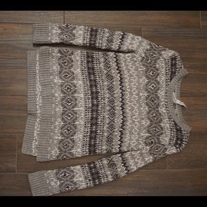 Grey cool design knit sweater