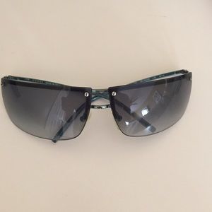 Authentic vintage Gucci sunglasses. Gg2653/s