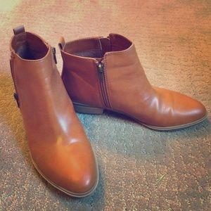 Chaps tan boots