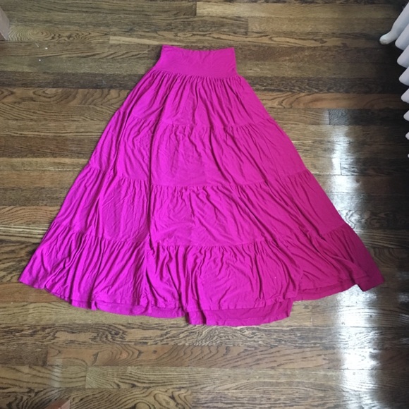 GORGEOUS pink flowy skirt