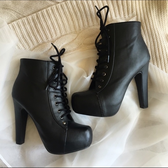 Black lace-up platform booties