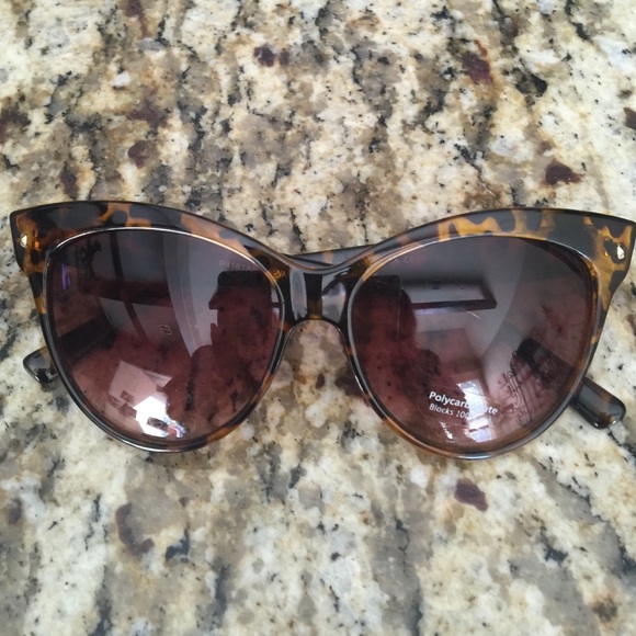 Cat Eye Sunnies