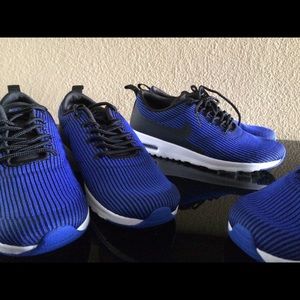 Nike Thea black and blue sneakers