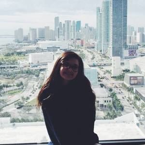 Meet your Posher, Emily