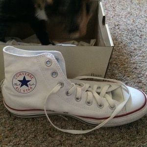 Converse high top sneakers men's 8 (woman's 10)