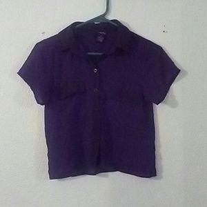 Black collared button up crop top