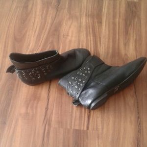 Black flat ankle booties