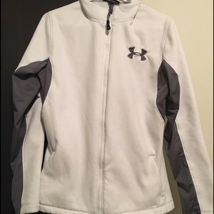 Under Armour sweatshirt