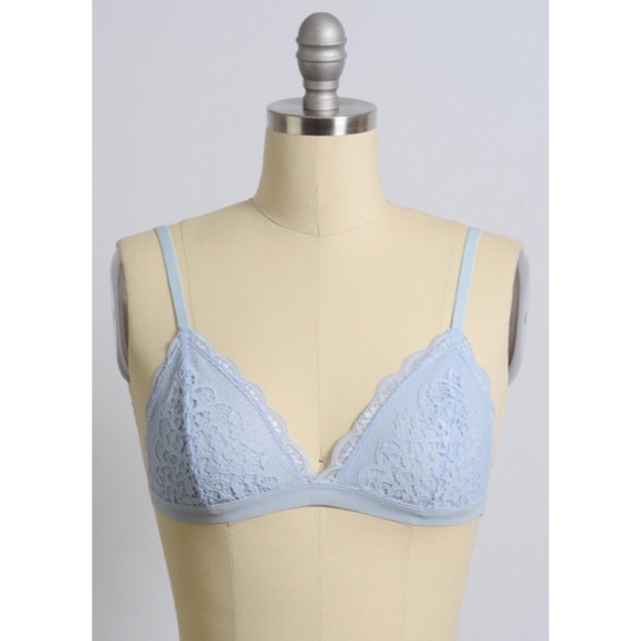 Periwinkle Bralette - Picture 2 of 2