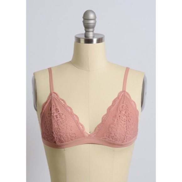 Rose Lace Bralette - Picture 2 of 2