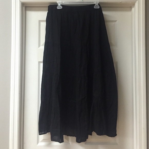 White Stag Dresses & Skirts - Broom straw skirt