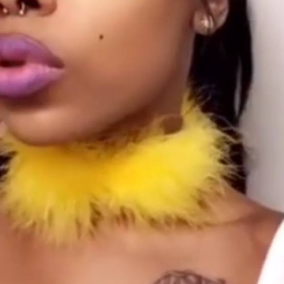 Custom Fur chokers - Picture 3 of 4