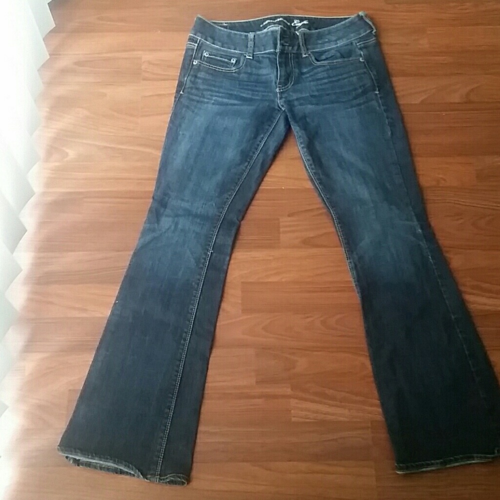 GONE 2/28 AE Stretch Artist Fit Flare Jeans