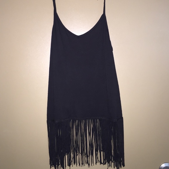 Black fringey tank - Picture 1 of 1