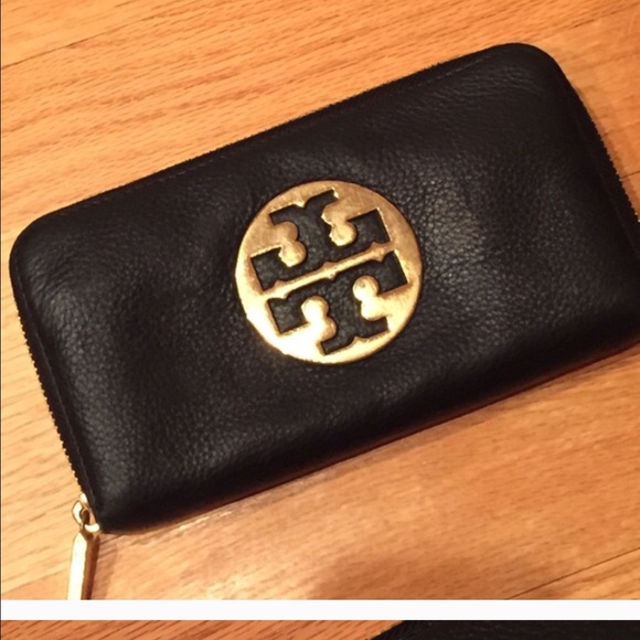 Tory Burch continued zip around wallet every good