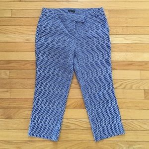 Willi Smith Pants - Beautiful Blue & White Design Capris Willi Smith Pants - Beautiful Blue & White Design Capris