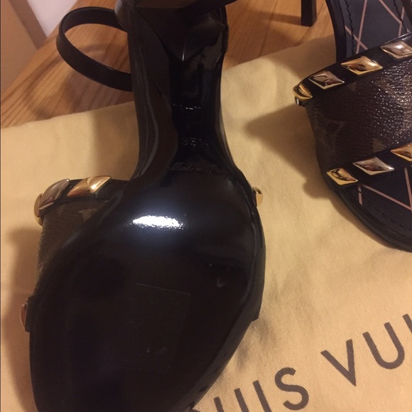 Authentic Louis Vuitton. Brand new. Price 🅿️🅿️ - Picture 2 of 4