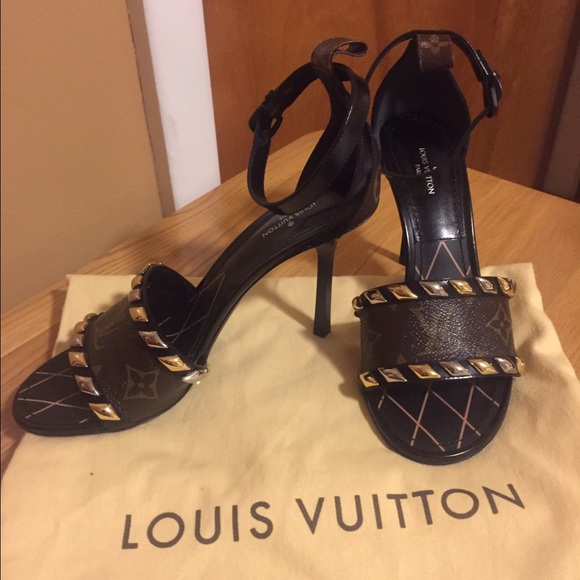 Authentic Louis Vuitton. Brand new. Price 🅿️🅿️ - Picture 3 of 4