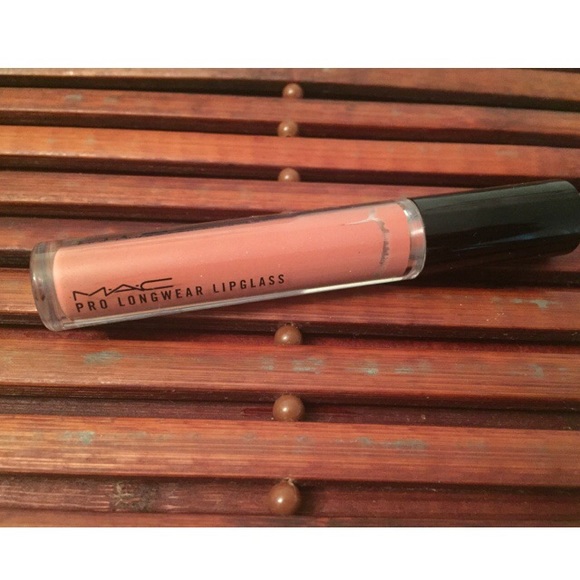 💫 MAC Prolongwear Lipglass in Show Me