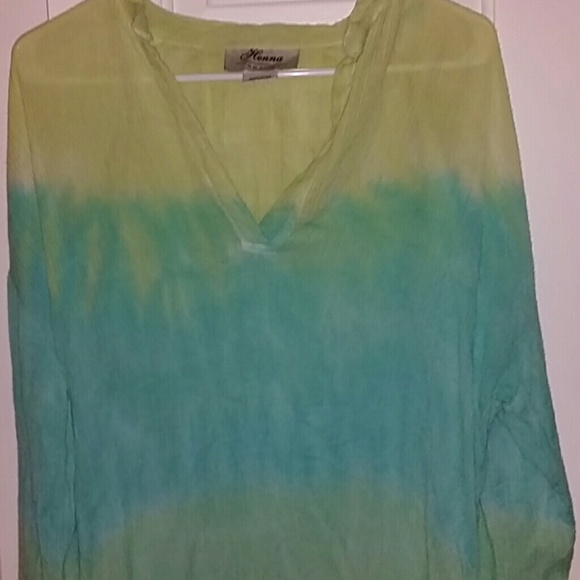 Top - Picture 2 of 2