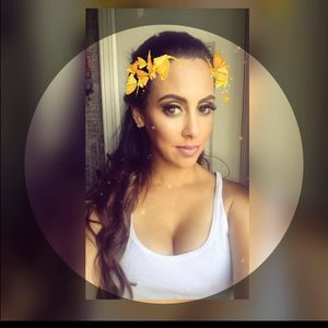 Meet your Posher, Mayra