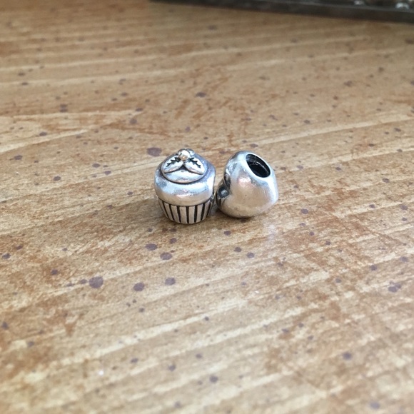 Cupcake and Heart Charm Bundle