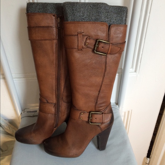 Women's Arturo Chiang buckle boots