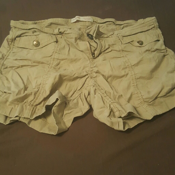 Khaky shorts - Picture 1 of 1