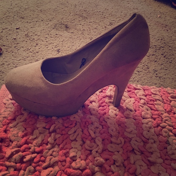 Nude heels