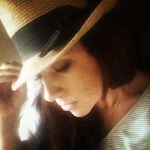 Meet your Posher, Lacy