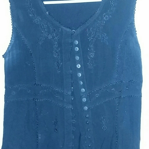 Top - Picture 2 of 2