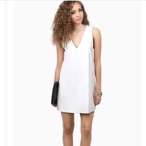 NWT Tobi white shift dress