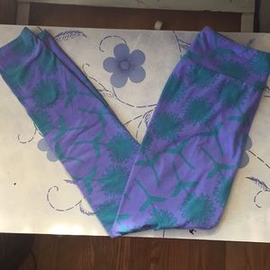 Lularoe OS dandelion leggings