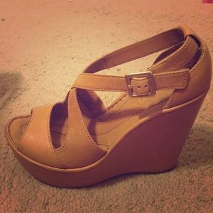 Crown by born tan wedges