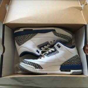 Jordan 3 True Blue